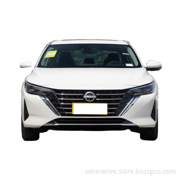 Low Price Compact Japanese Car Nissan Sylphy Second Hand Car In Stock